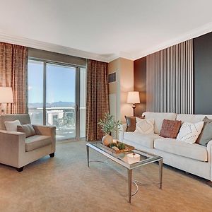Luxe 702 Mgm Signature With Balcony